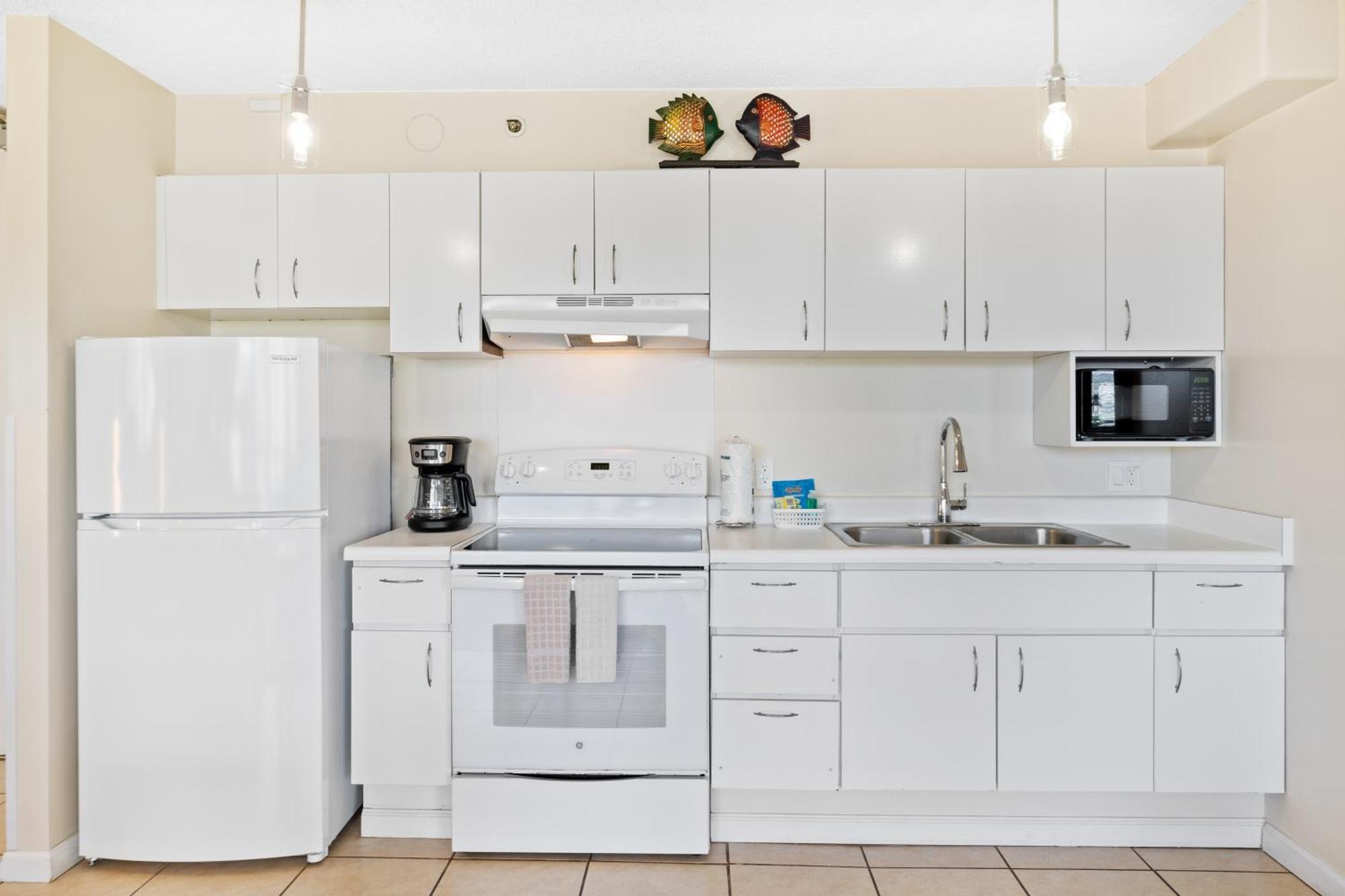 Cozy Waikiki Getaway, Stroll To Beach With Free Parking Honolulu Bagian luar foto