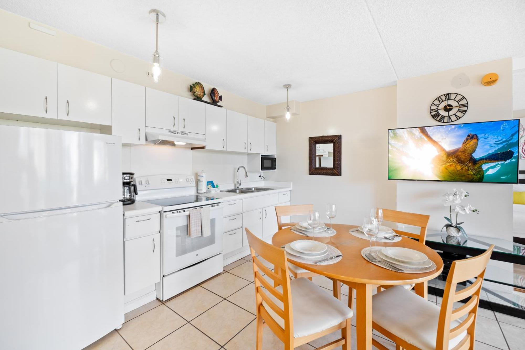 Cozy Waikiki Getaway, Stroll To Beach With Free Parking Honolulu Bagian luar foto