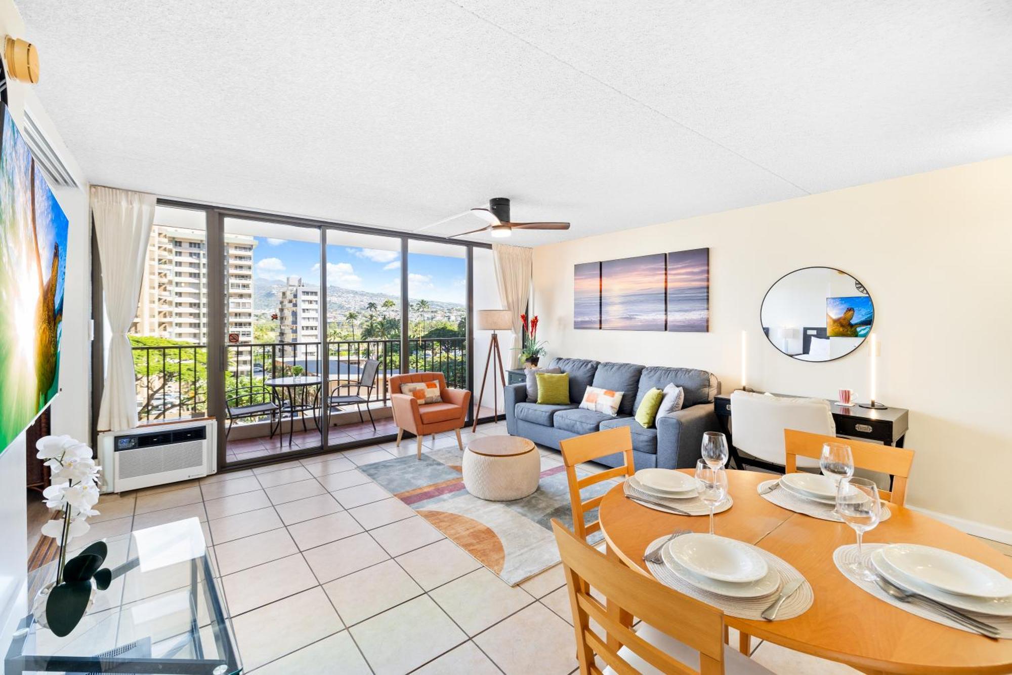 Cozy Waikiki Getaway, Stroll To Beach With Free Parking Honolulu Bagian luar foto
