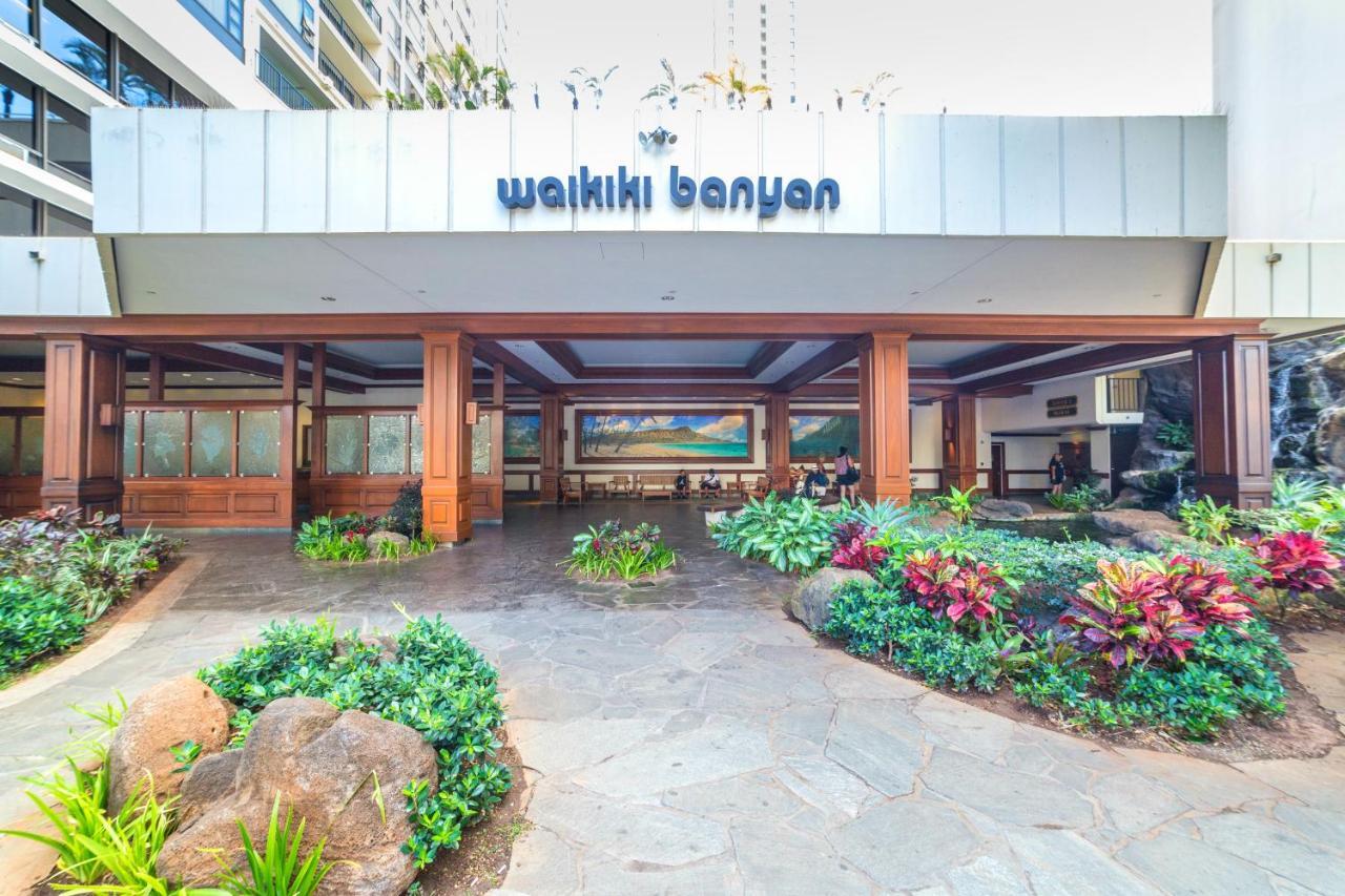 Cozy Waikiki Getaway, Stroll To Beach With Free Parking Honolulu Bagian luar foto